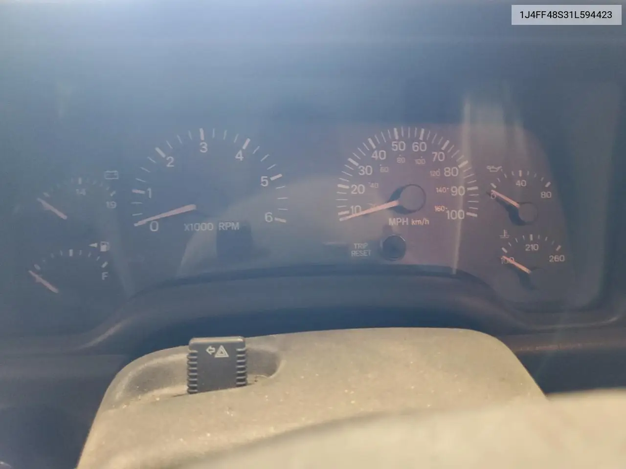 2001 Jeep Cherokee Sport VIN: 1J4FF48S31L594423 Lot: 62584895
