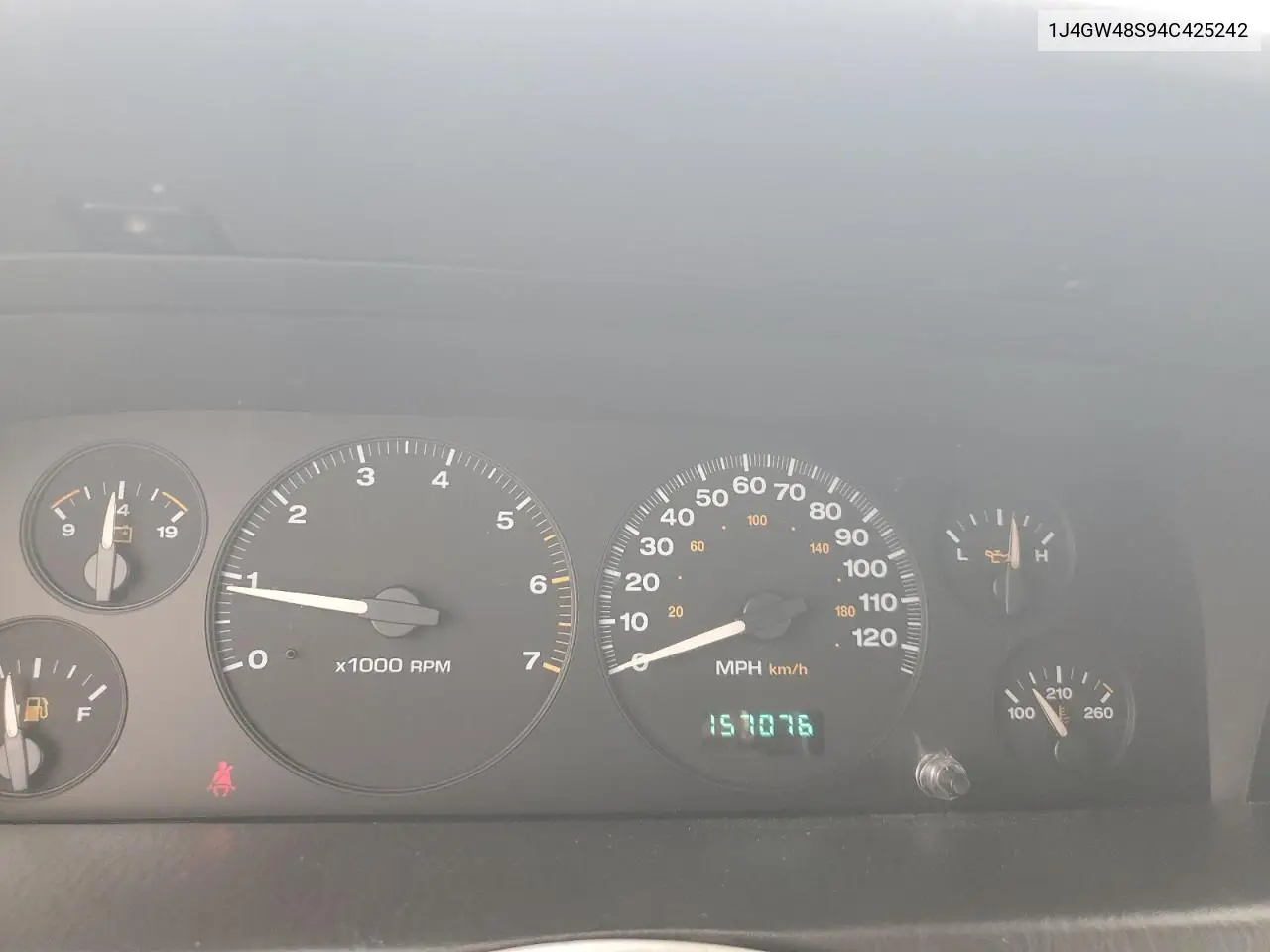 2004 Jeep Grand Cherokee Laredo VIN: 1J4GW48S94C425242 Lot: 63118015