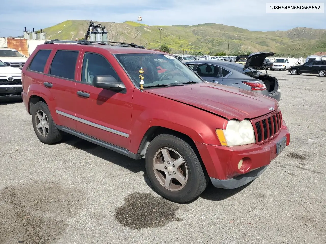 2005 Jeep Grand Cherokee Laredo VIN: 1J8HS48N55C658562 Lot: 56601705