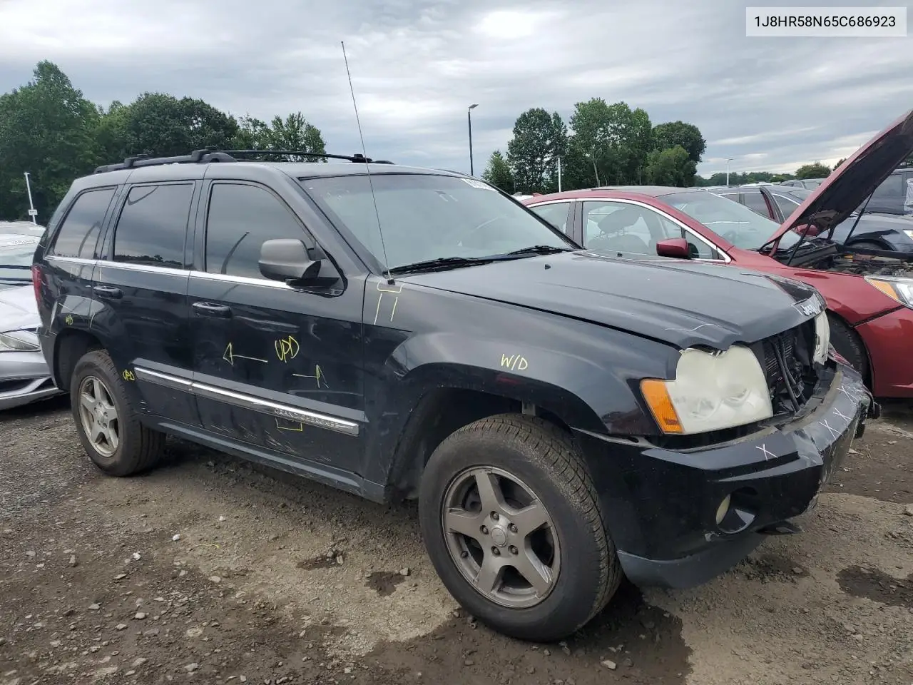 2005 Jeep Grand Cherokee Limited VIN: 1J8HR58N65C686923 Lot: 61611405
