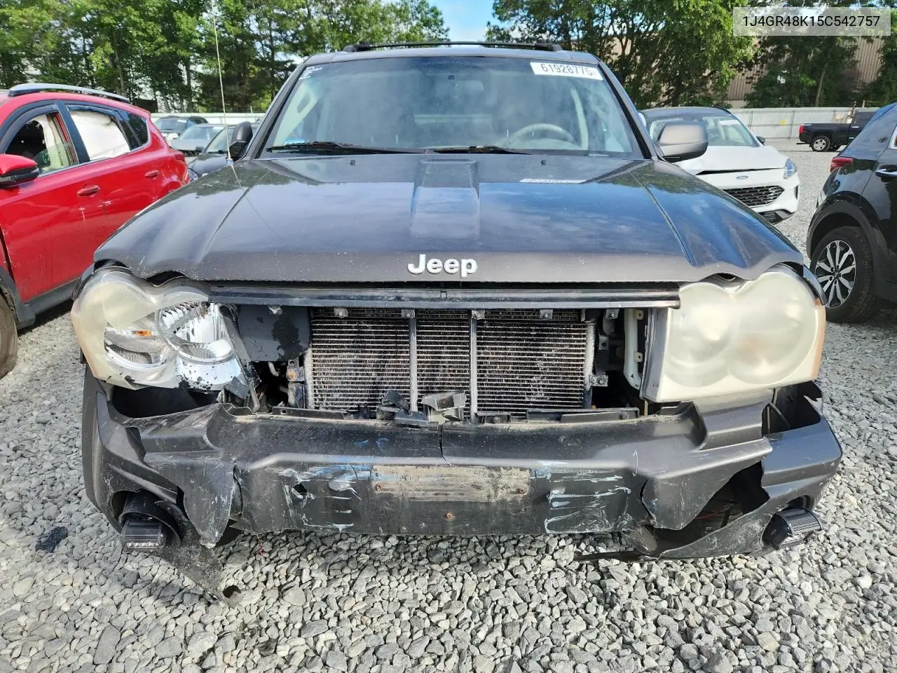 2005 Jeep Grand Cherokee Laredo VIN: 1J4GR48K15C542757 Lot: 61928775