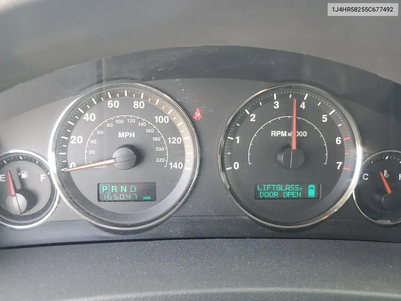 2005 Jeep Grand Cherokee Limited VIN: 1J4HR58255C677492 Lot: 65714045