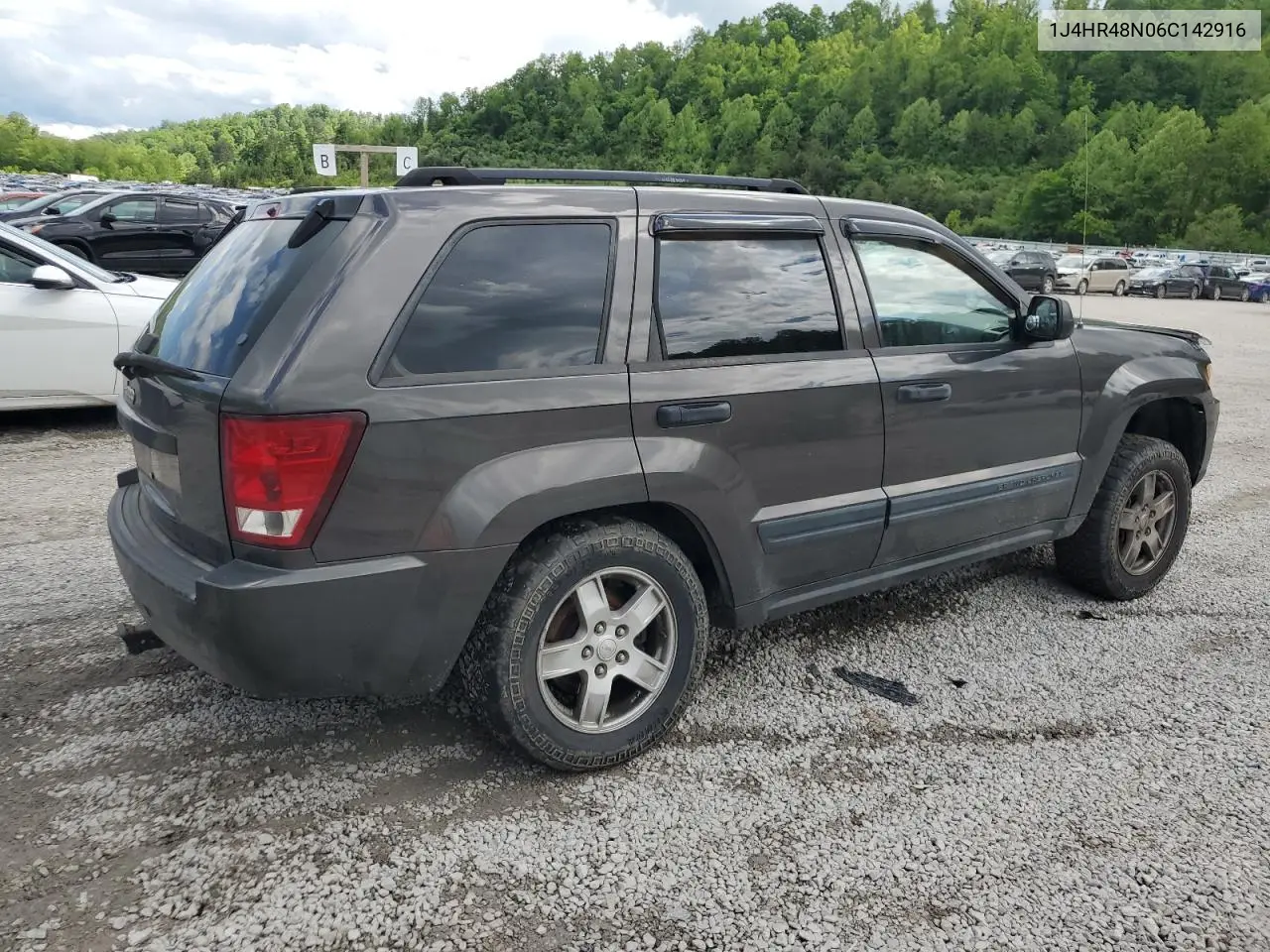 2006 Jeep Grand Cherokee Laredo VIN: 1J4HR48N06C142916 Lot: 56932935