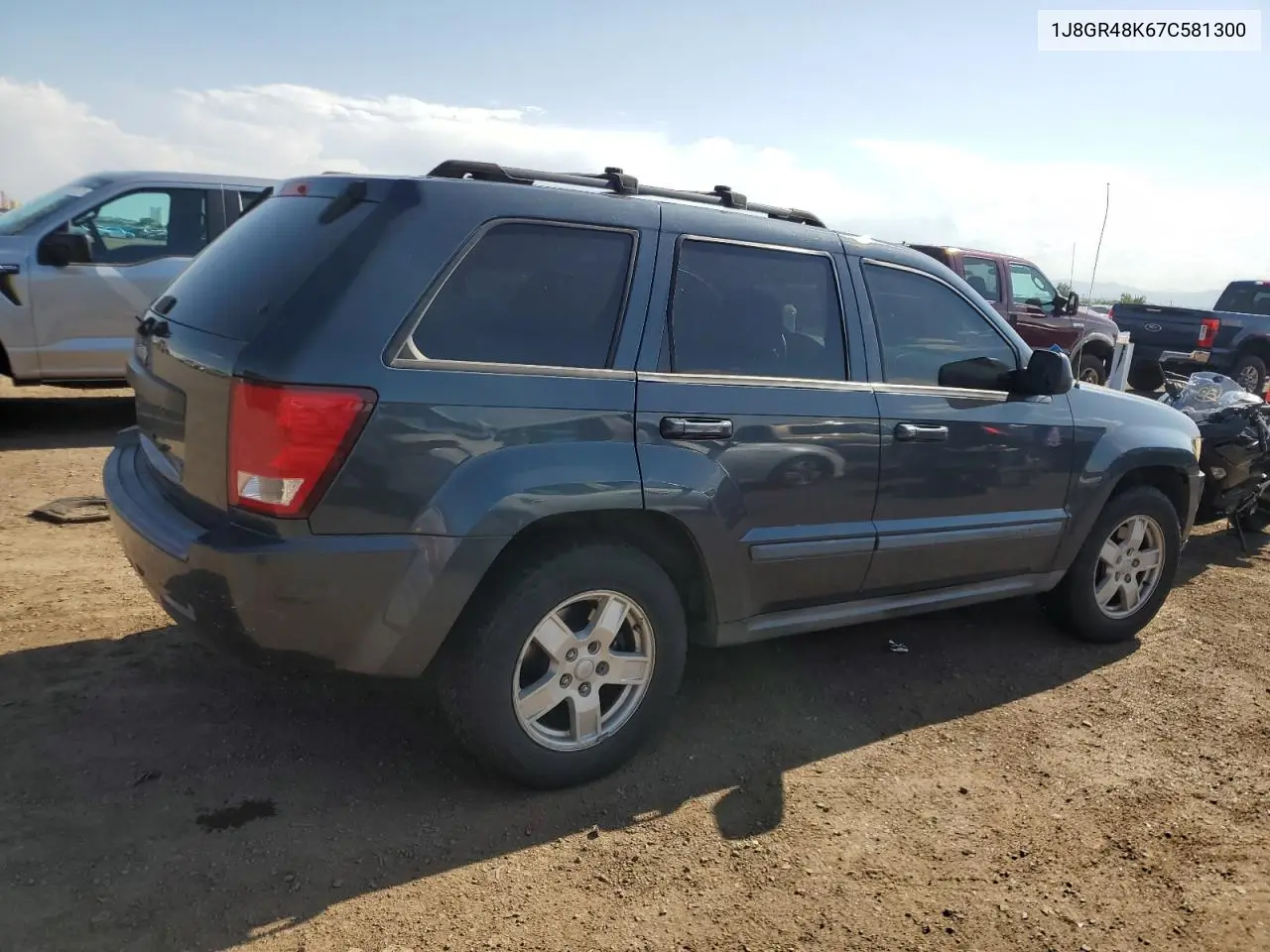2007 Jeep Grand Cherokee Laredo VIN: 1J8GR48K67C581300 Lot: 61906025