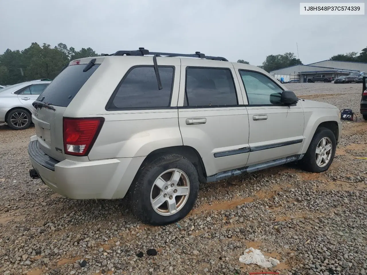 2007 Jeep Grand Cherokee Laredo VIN: 1J8HS48P37C574339 Lot: 63134105