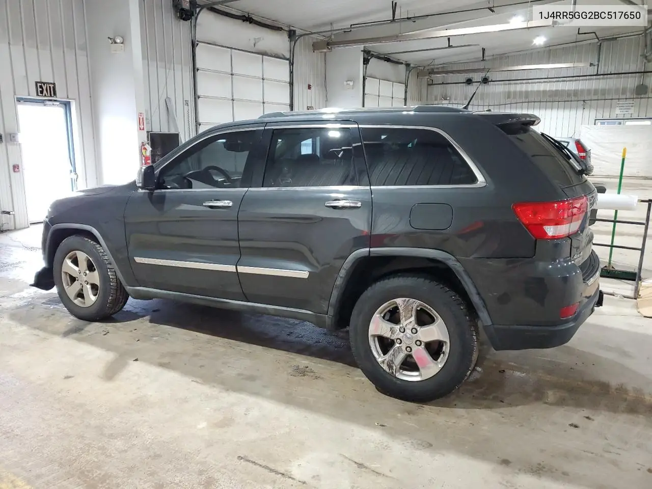 2011 Jeep Grand Cherokee Limited VIN: 1J4RR5GG2BC517650 Lot: 55749205