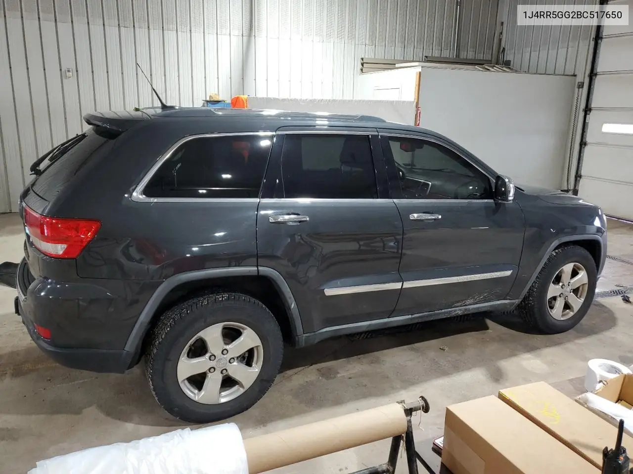 2011 Jeep Grand Cherokee Limited VIN: 1J4RR5GG2BC517650 Lot: 55749205