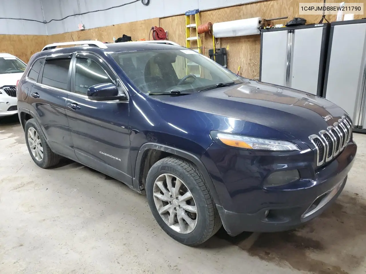 2014 Jeep Cherokee Limited VIN: 1C4PJMDB8EW211790 Lot: 58697825