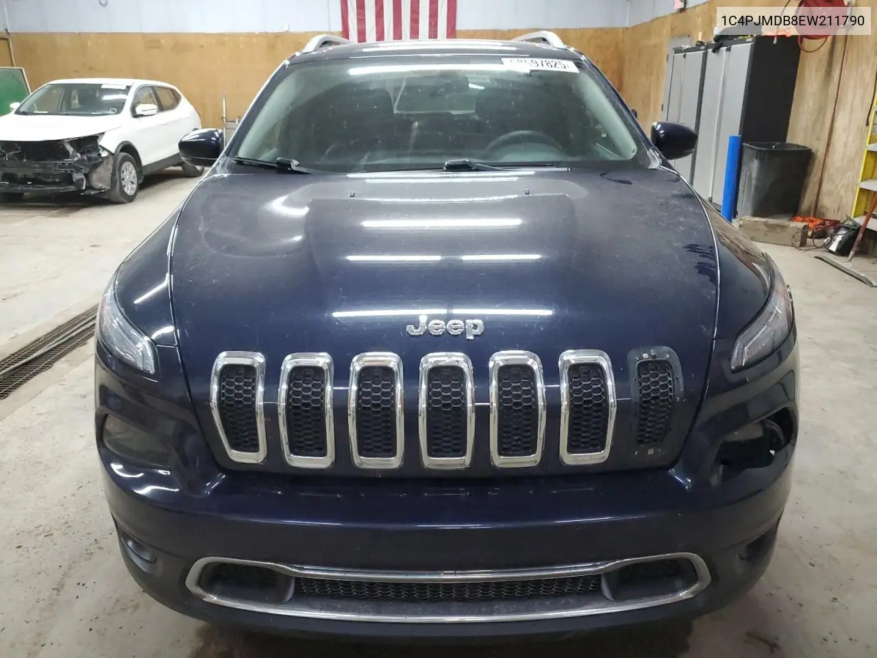 2014 Jeep Cherokee Limited VIN: 1C4PJMDB8EW211790 Lot: 58697825
