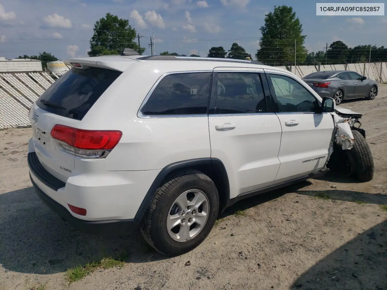 2015 Jeep Grand Cherokee Laredo VIN: 1C4RJFAG9FC852857 Lot: 62726965