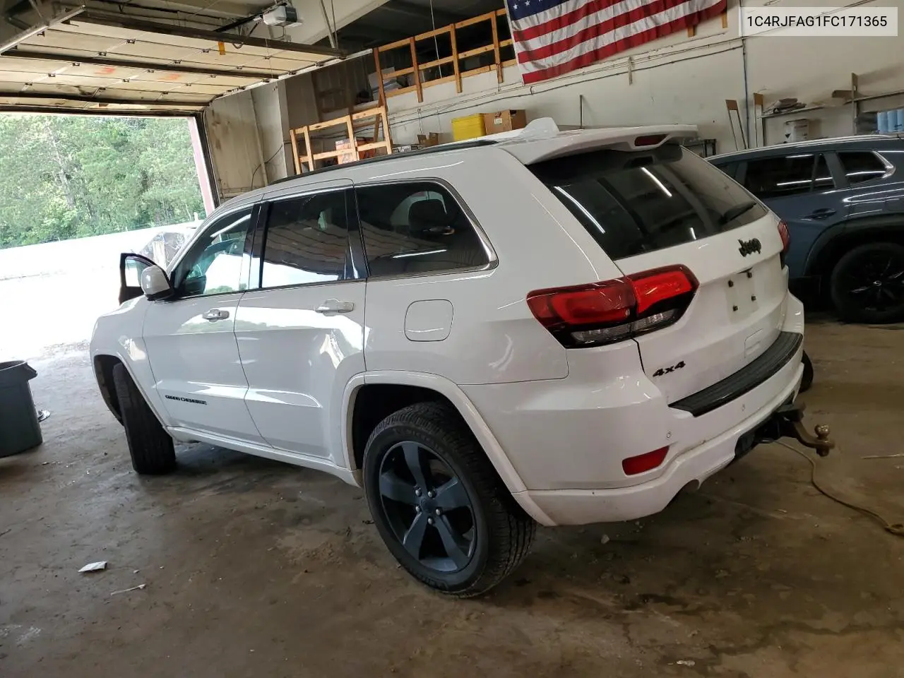 2015 Jeep Grand Cherokee Laredo VIN: 1C4RJFAG1FC171365 Lot: 65776525