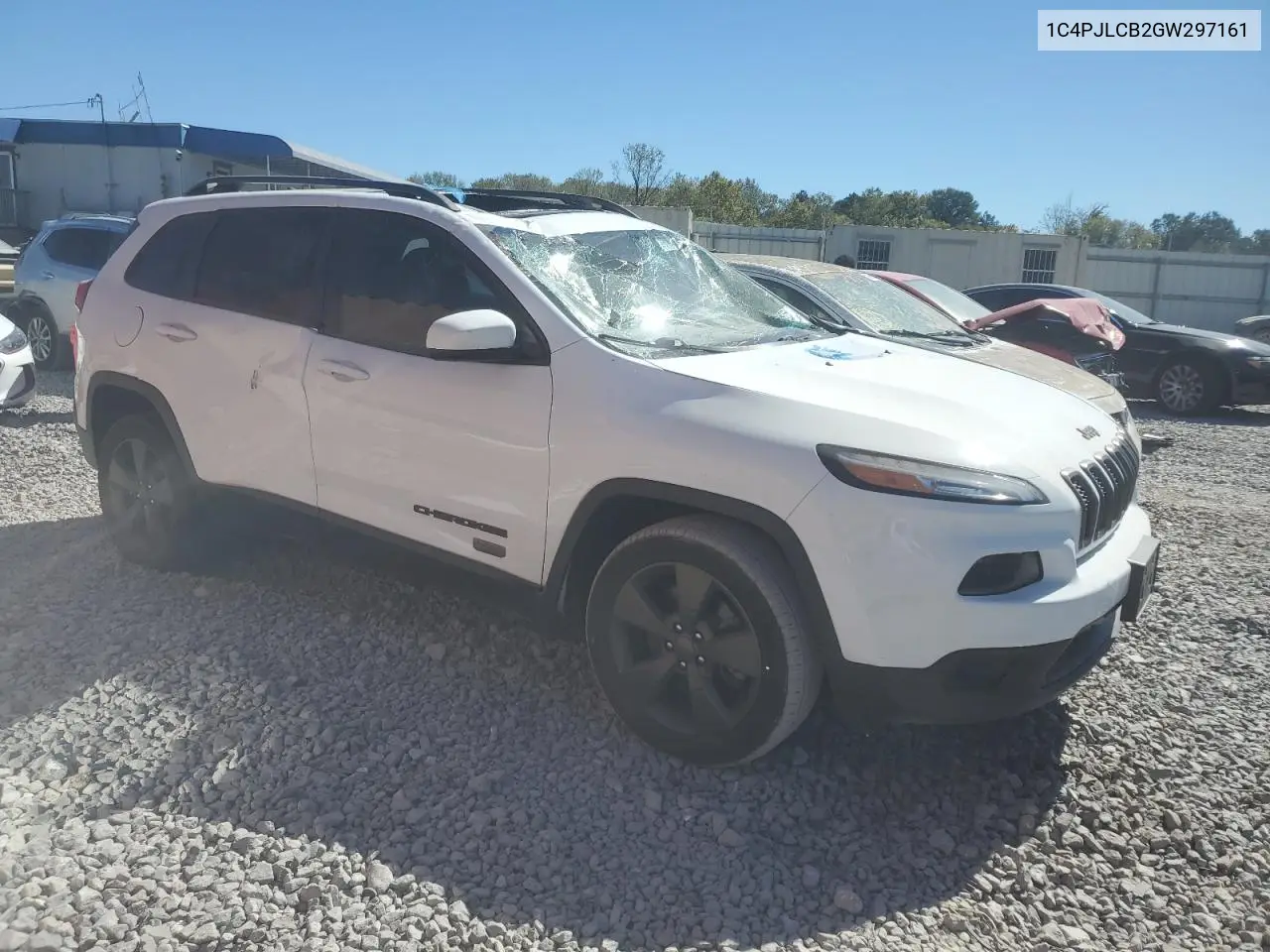 2016 Jeep Cherokee Latitude VIN: 1C4PJLCB2GW297161 Lot: 76263284