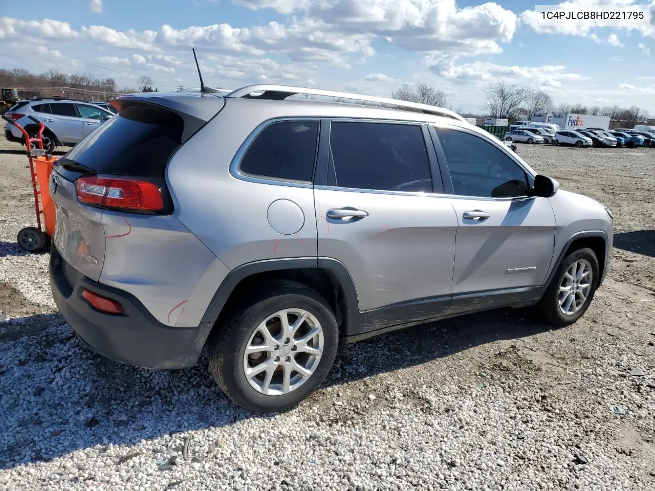 1c4pjlcb8hd221795 1C4PJLCB8HD221795 2017 Jeep Cherokee Latitude