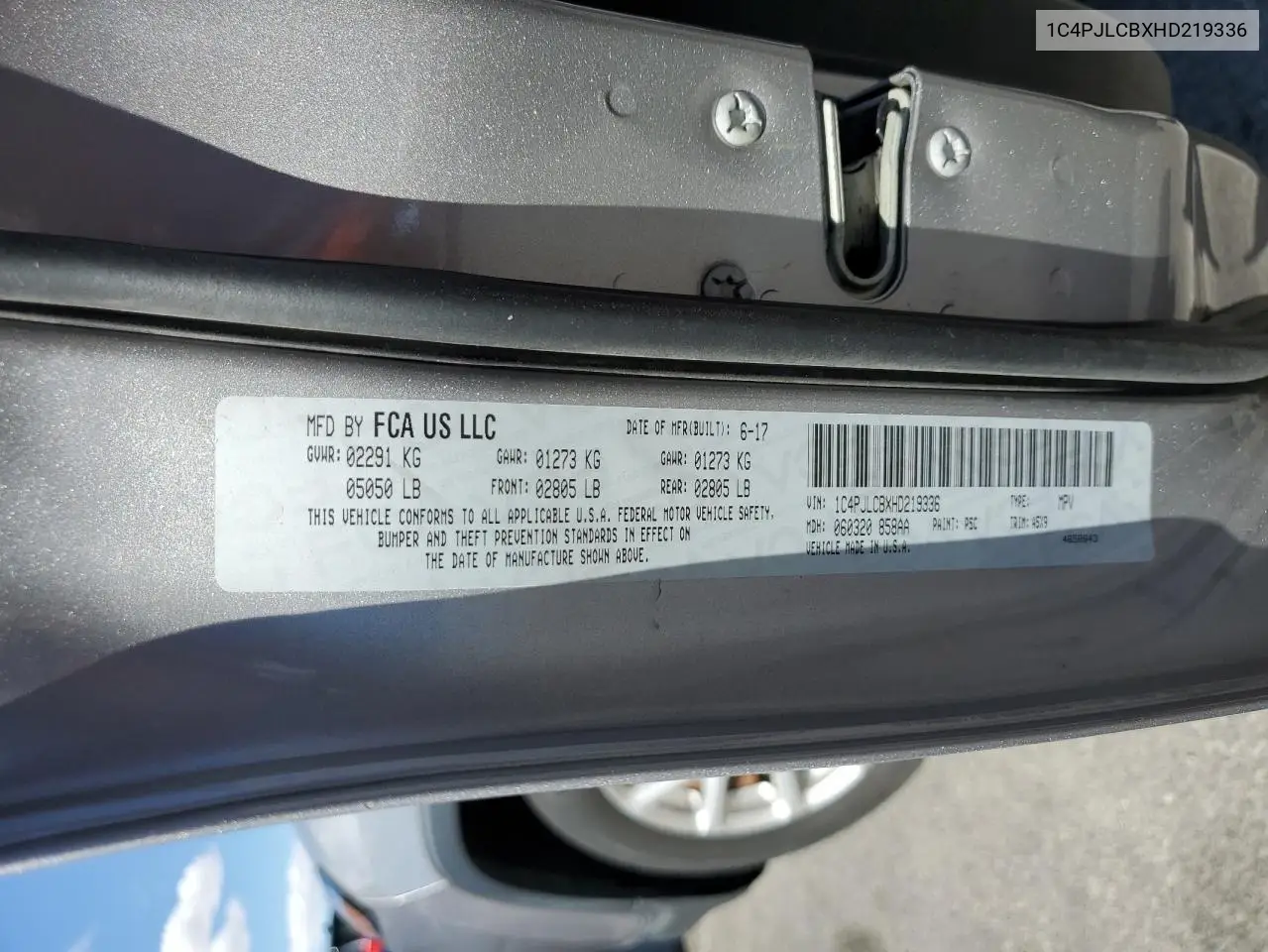 1c4pjlcbxhd219336 1C4PJLCBXHD219336 2017 Jeep Cherokee Latitude