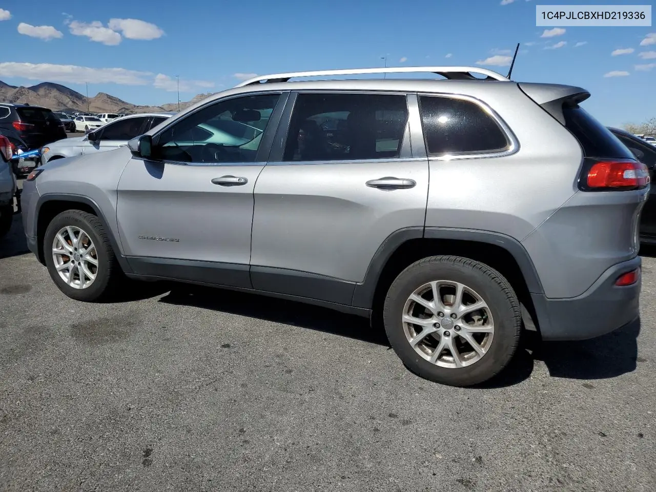 1c4pjlcbxhd219336 1C4PJLCBXHD219336 2017 Jeep Cherokee Latitude