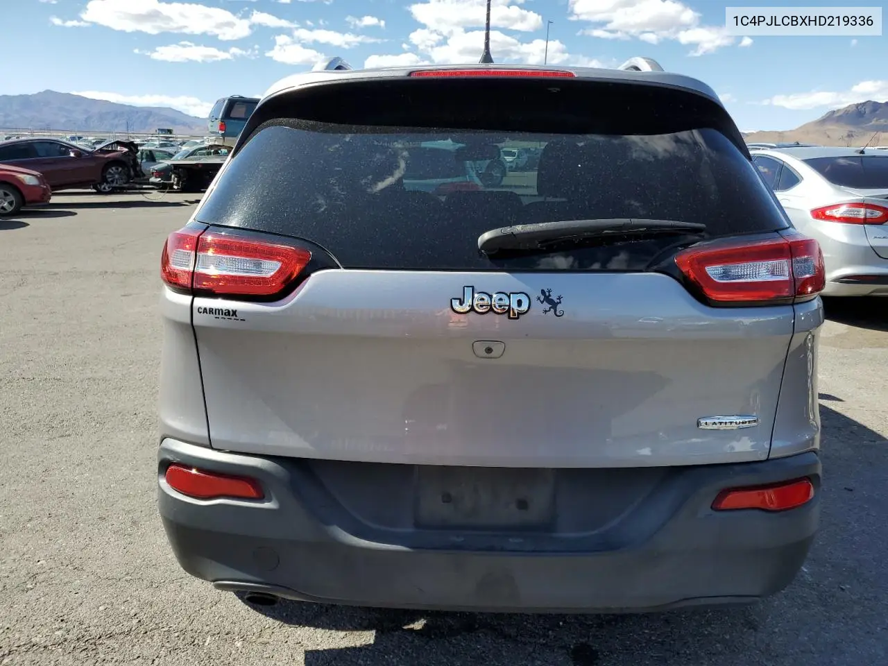 1c4pjlcbxhd219336 1C4PJLCBXHD219336 2017 Jeep Cherokee Latitude