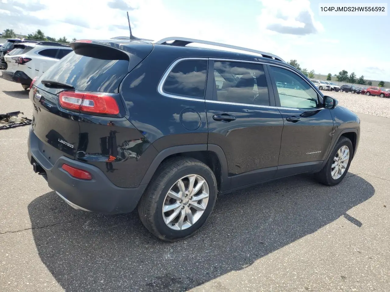 2017 Jeep Cherokee Limited VIN: 1C4PJMDS2HW556592 Lot: 62350685