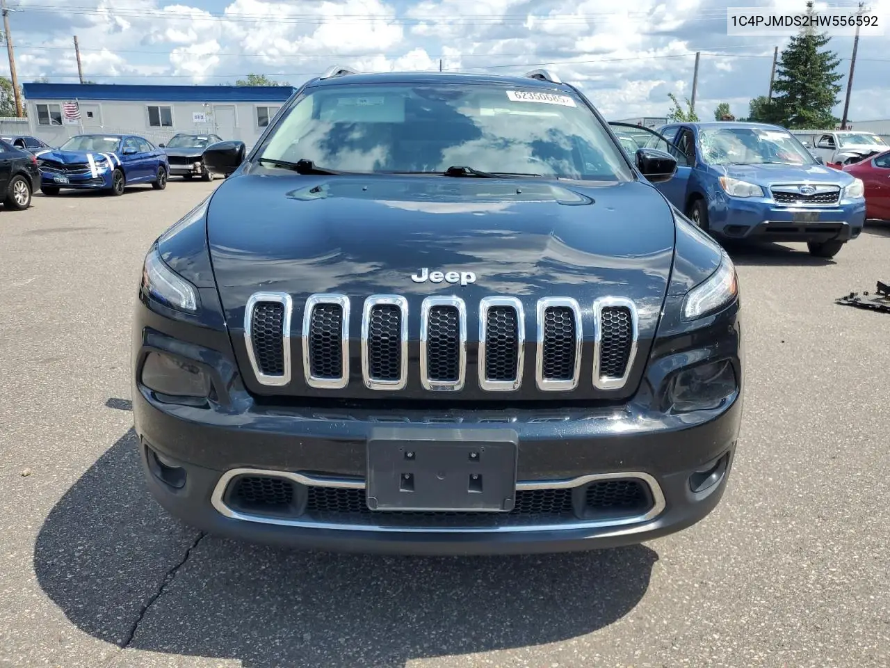 2017 Jeep Cherokee Limited VIN: 1C4PJMDS2HW556592 Lot: 62350685