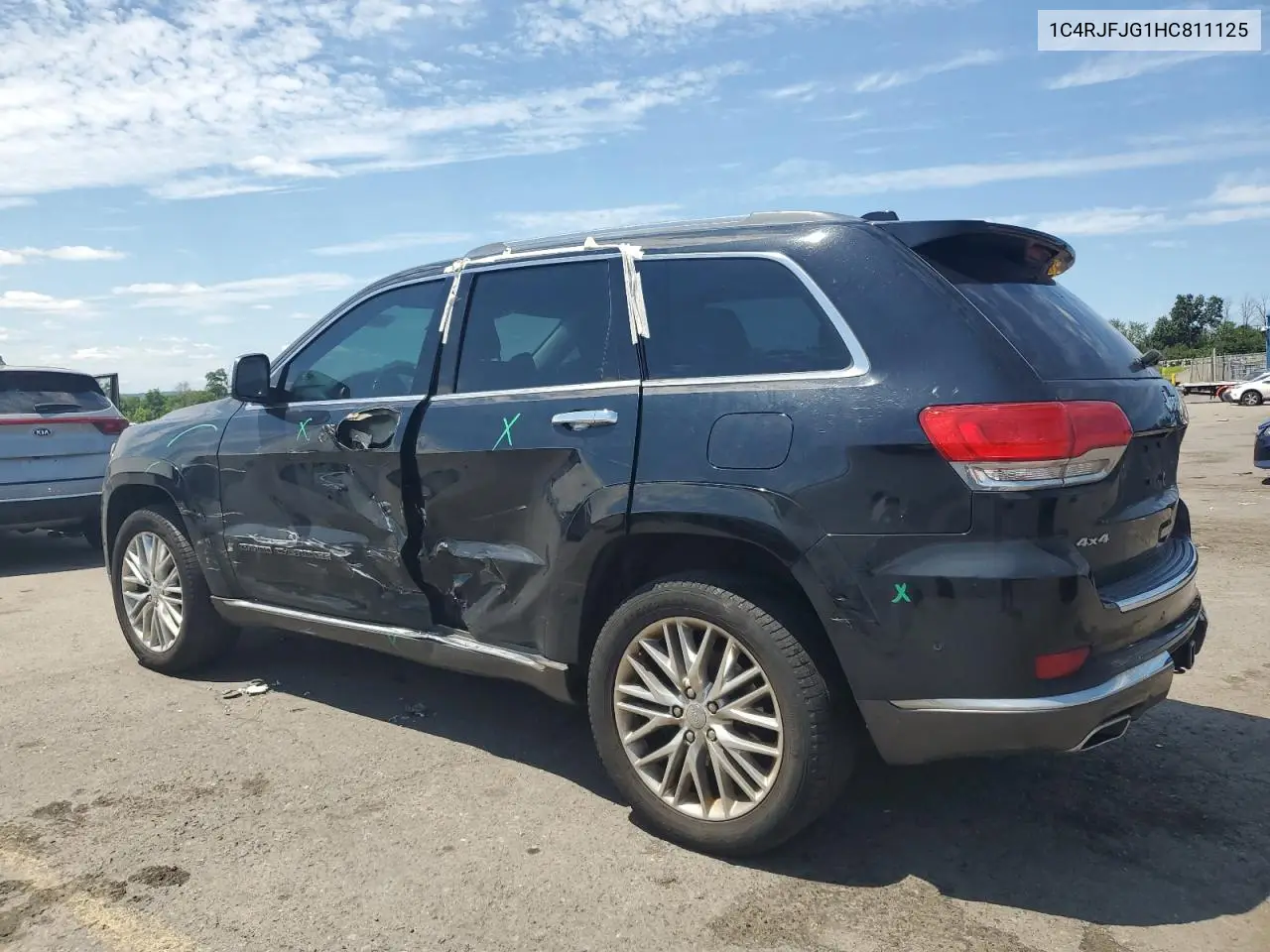 2017 Jeep Grand Cherokee Summit VIN: 1C4RJFJG1HC811125 Lot: 65671535