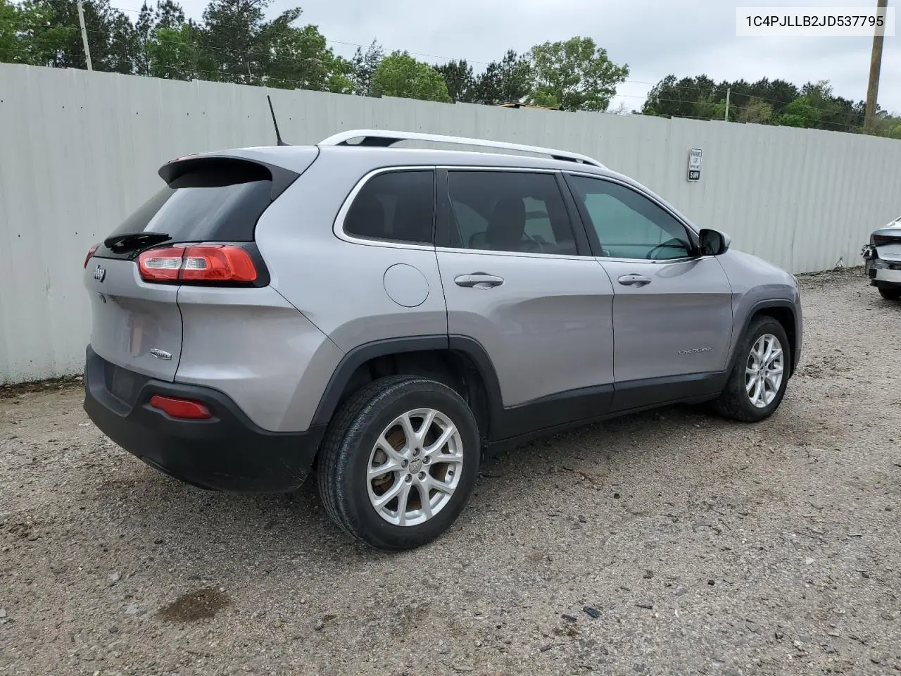 2018 Jeep Cherokee Latitude Plus VIN: 1C4PJLLB2JD537795 Lot: 51362945