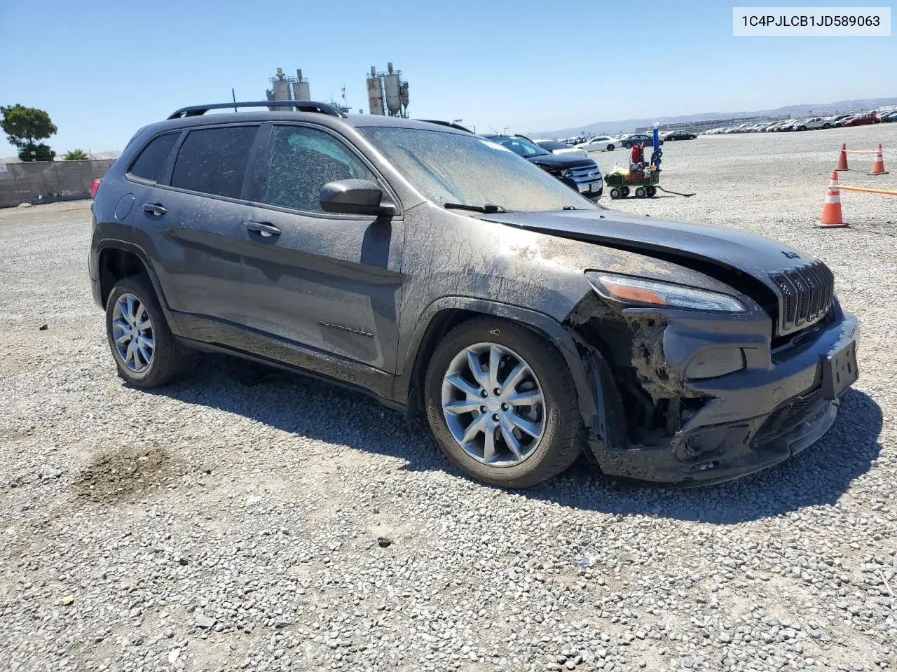 2018 Jeep Cherokee Latitude VIN: 1C4PJLCB1JD589063 Lot: 63110515
