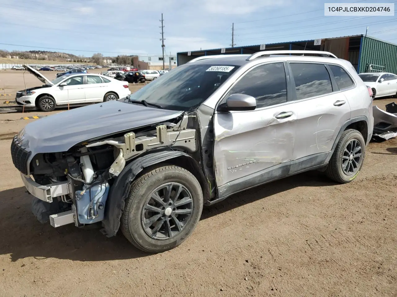 2019 Jeep Cherokee Latitude VIN: 1C4PJLCBXKD204746 Lot: 50268185