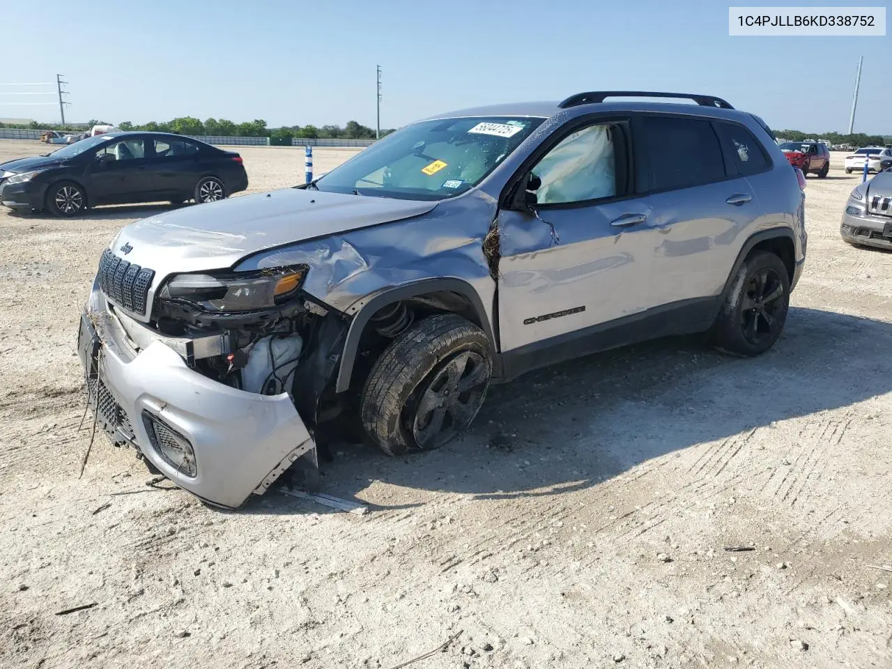 2019 Jeep Cherokee Latitude Plus VIN: 1C4PJLLB6KD338752 Lot: 56044725