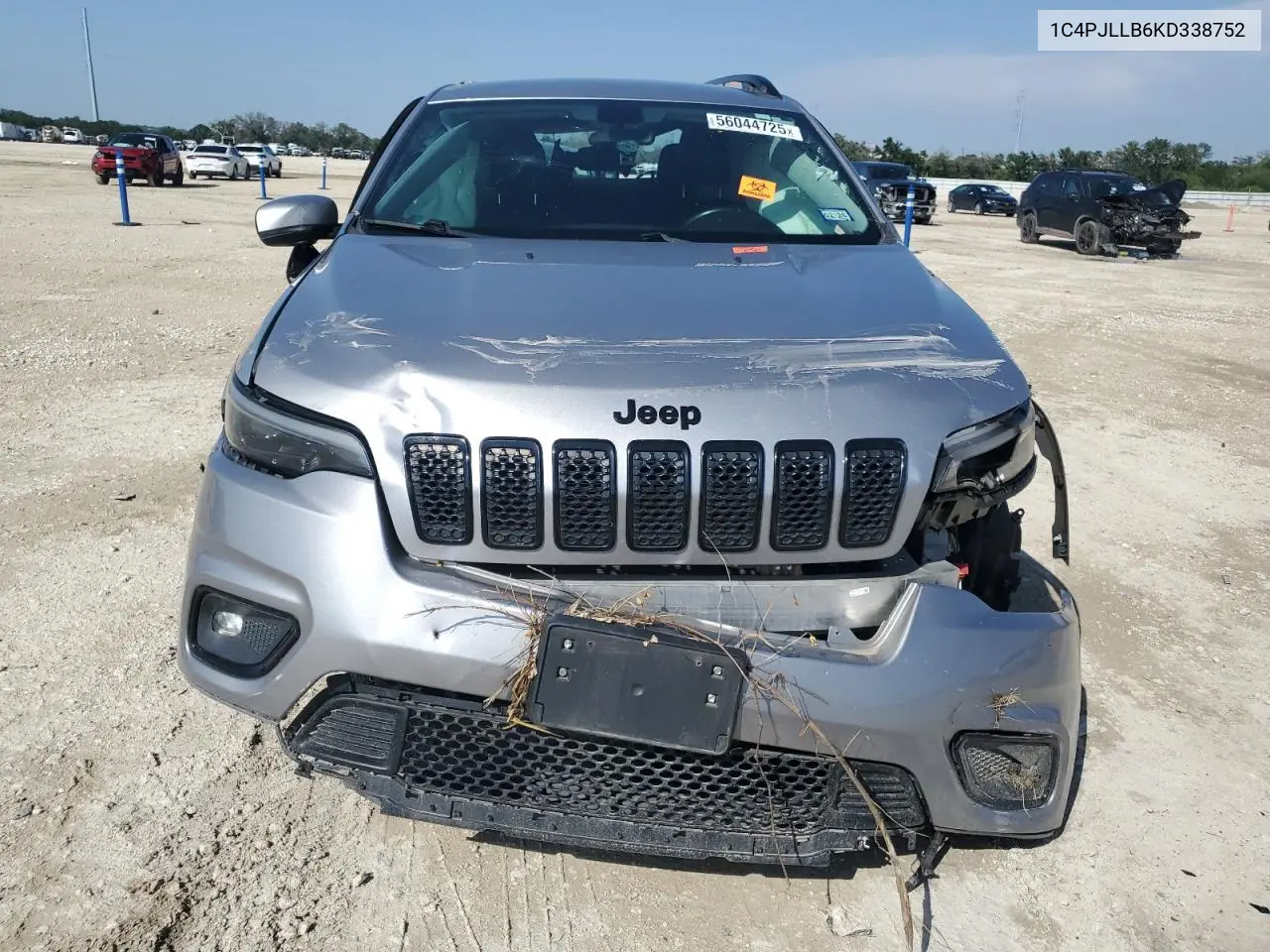 2019 Jeep Cherokee Latitude Plus VIN: 1C4PJLLB6KD338752 Lot: 56044725