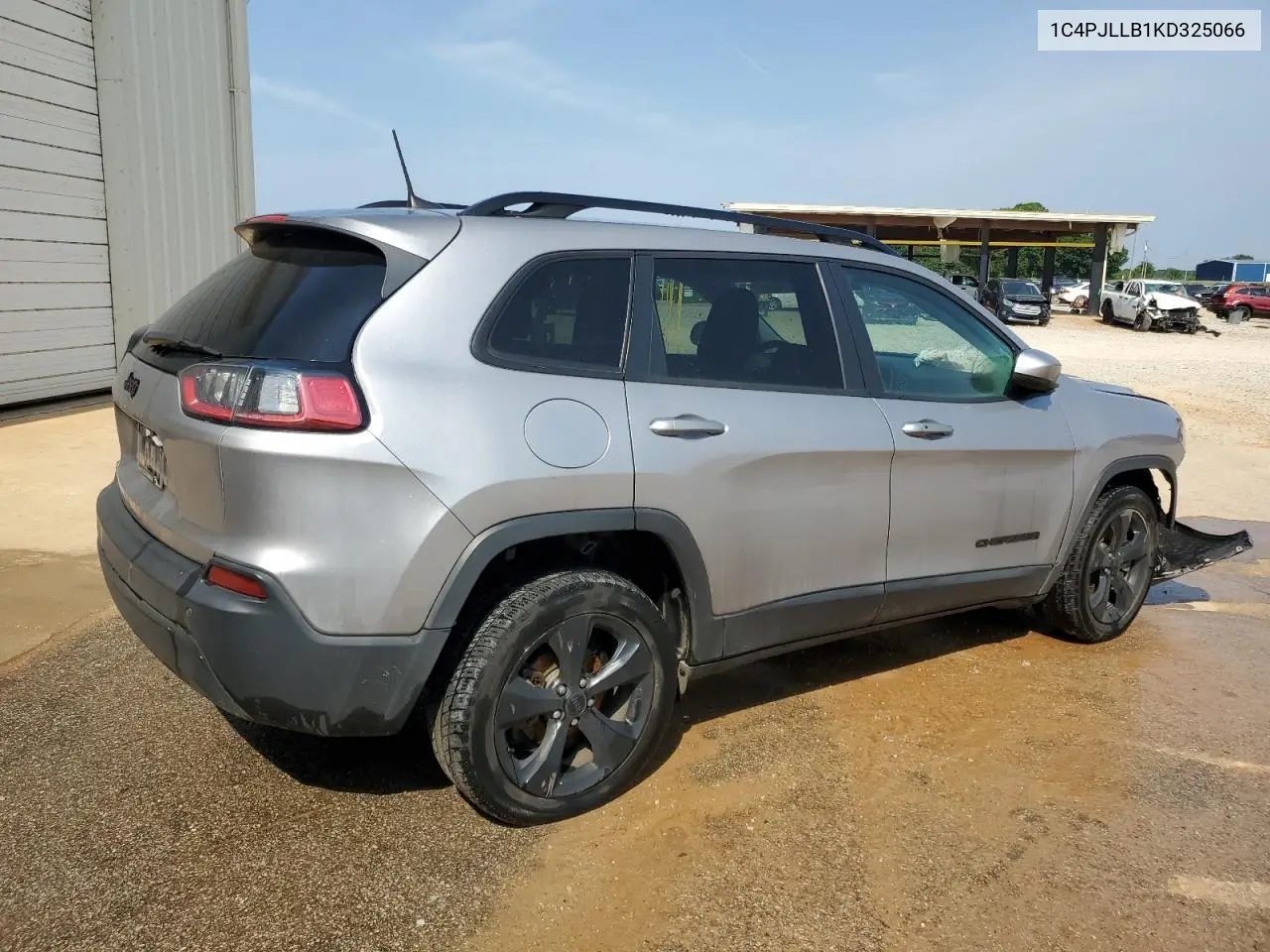 2019 Jeep Cherokee Latitude Plus VIN: 1C4PJLLB1KD325066 Lot: 60081065