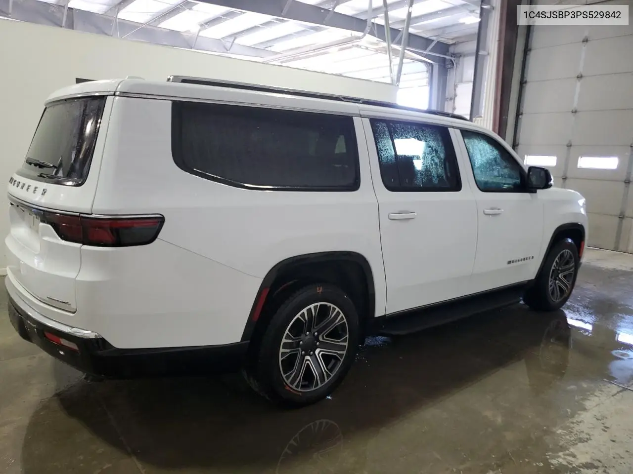 2023 Jeep Wagoneer L Series Ii VIN: 1C4SJSBP3PS529842 Lot: 52033455