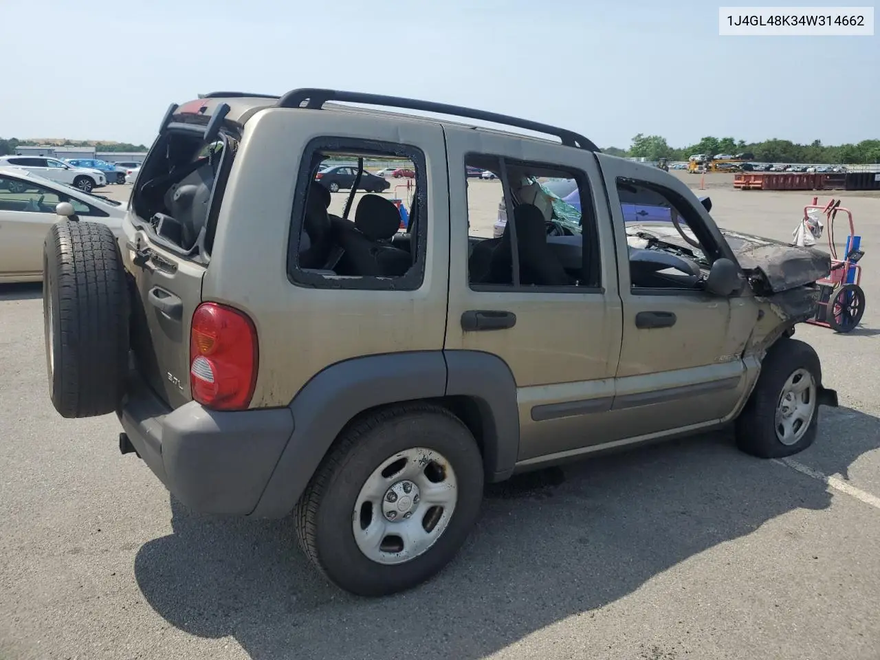 1J4GL48K34W314662 2004 Jeep Liberty Sport