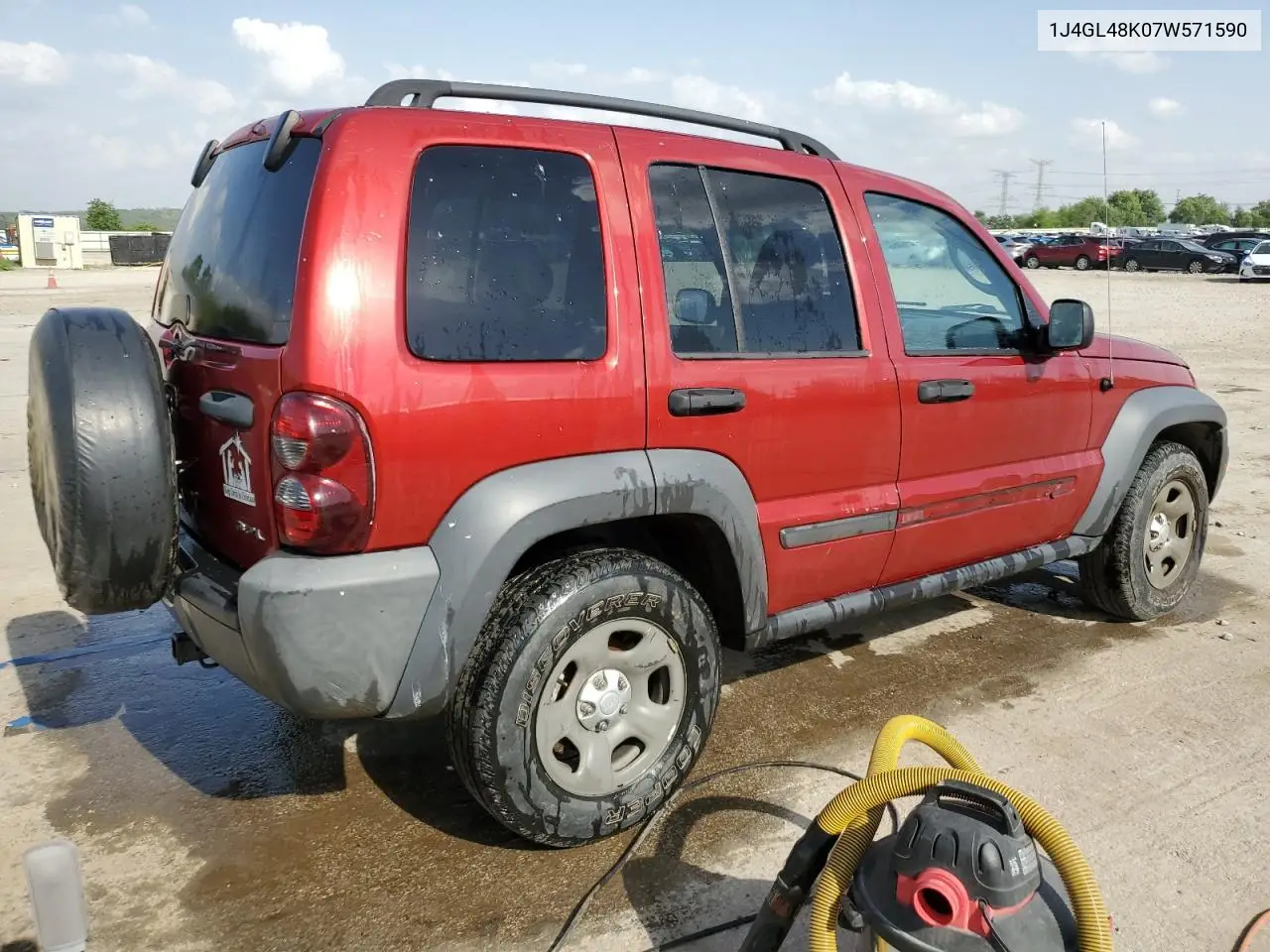 2007 Jeep Liberty Sport VIN: 1J4GL48K07W571590 Lot: 57428715