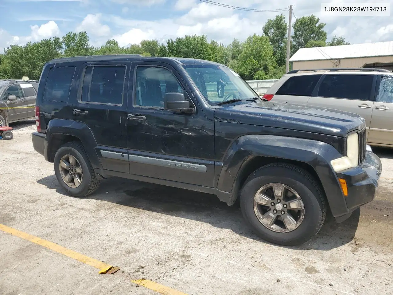 2008 Jeep Liberty Sport VIN: 1J8GN28K28W194713 Lot: 62672375