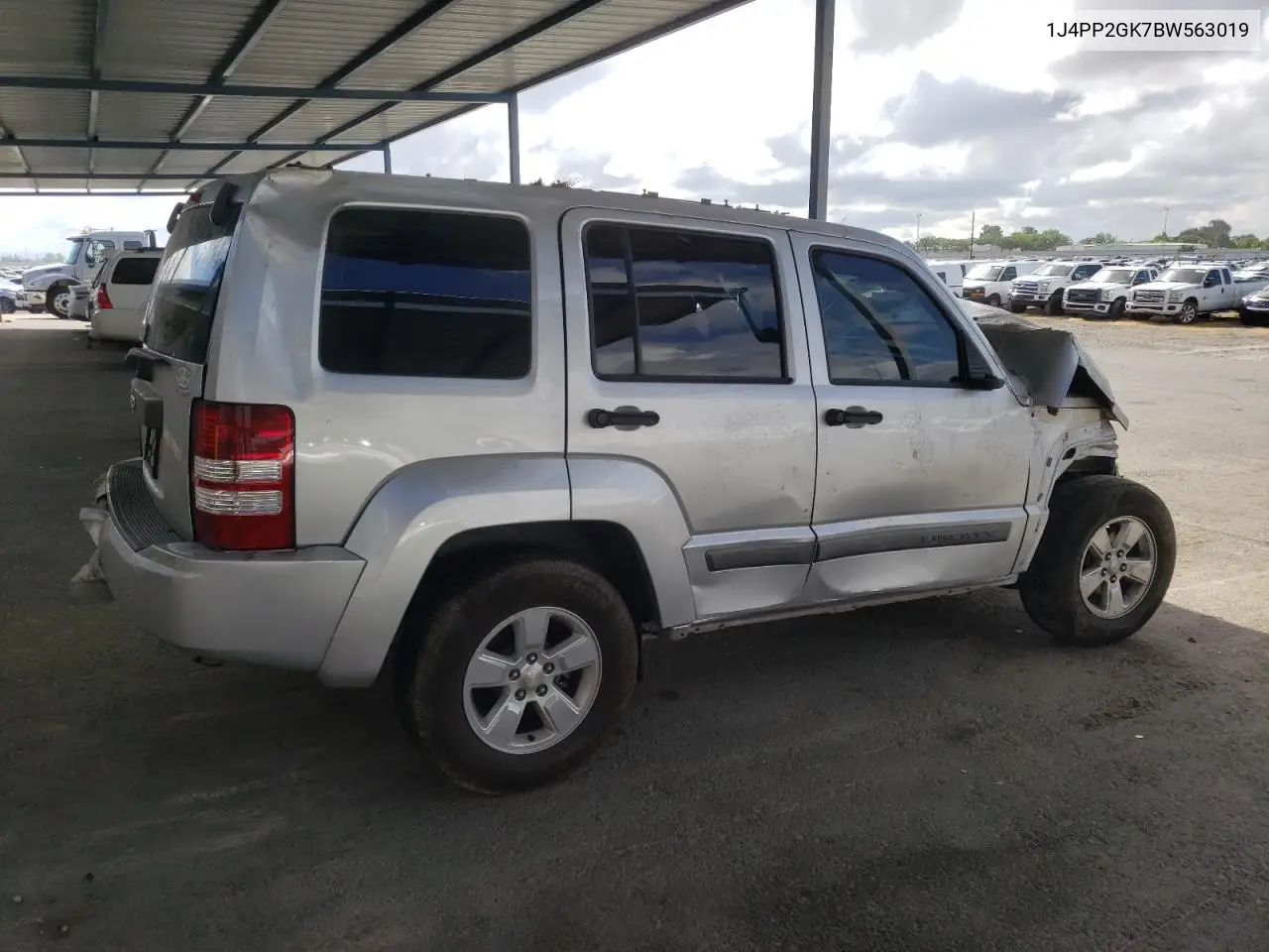 1j4pp2gk7bw563019 1J4PP2GK7BW563019 2011 Jeep Liberty Sport