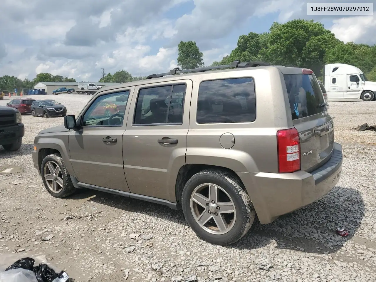 2007 Jeep Patriot Sport VIN: 1J8FF28W07D297912 Lot: 57045335