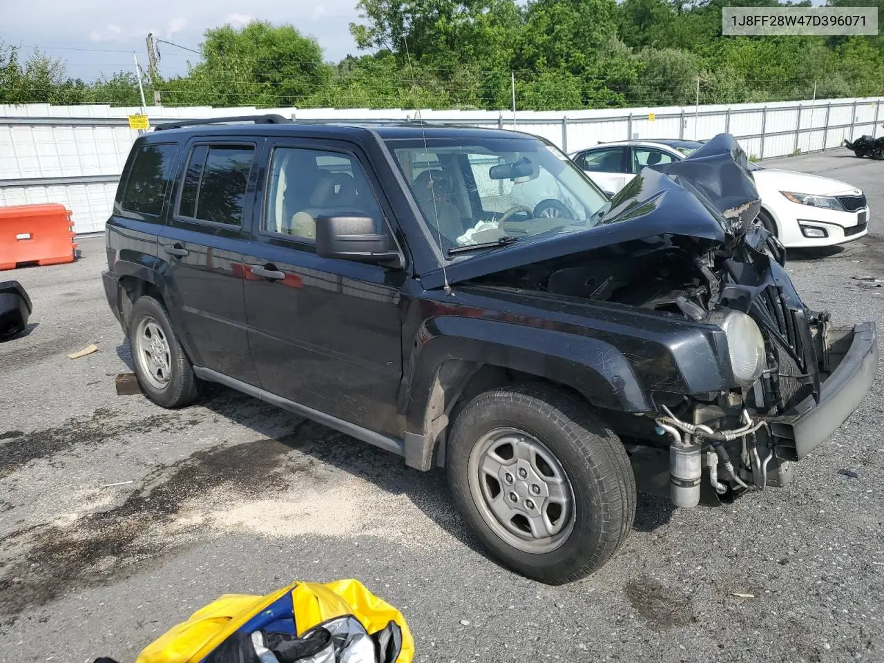 2007 Jeep Patriot Sport VIN: 1J8FF28W47D396071 Lot: 63011535