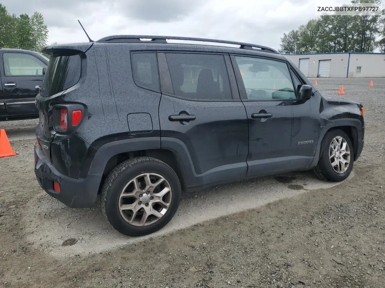 2015 Jeep Renegade Latitude VIN: ZACCJBBTXFPB97727 Lot: 56981825