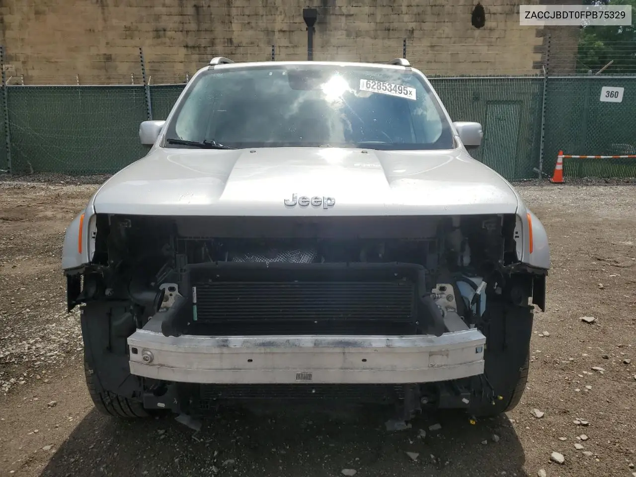 2015 Jeep Renegade Limited VIN: ZACCJBDT0FPB75329 Lot: 62853495