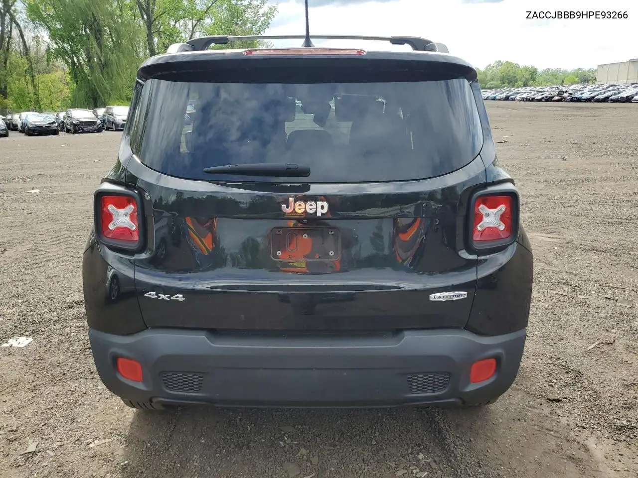 2017 Jeep Renegade Latitude VIN: ZACCJBBB9HPE93266 Lot: 57119715