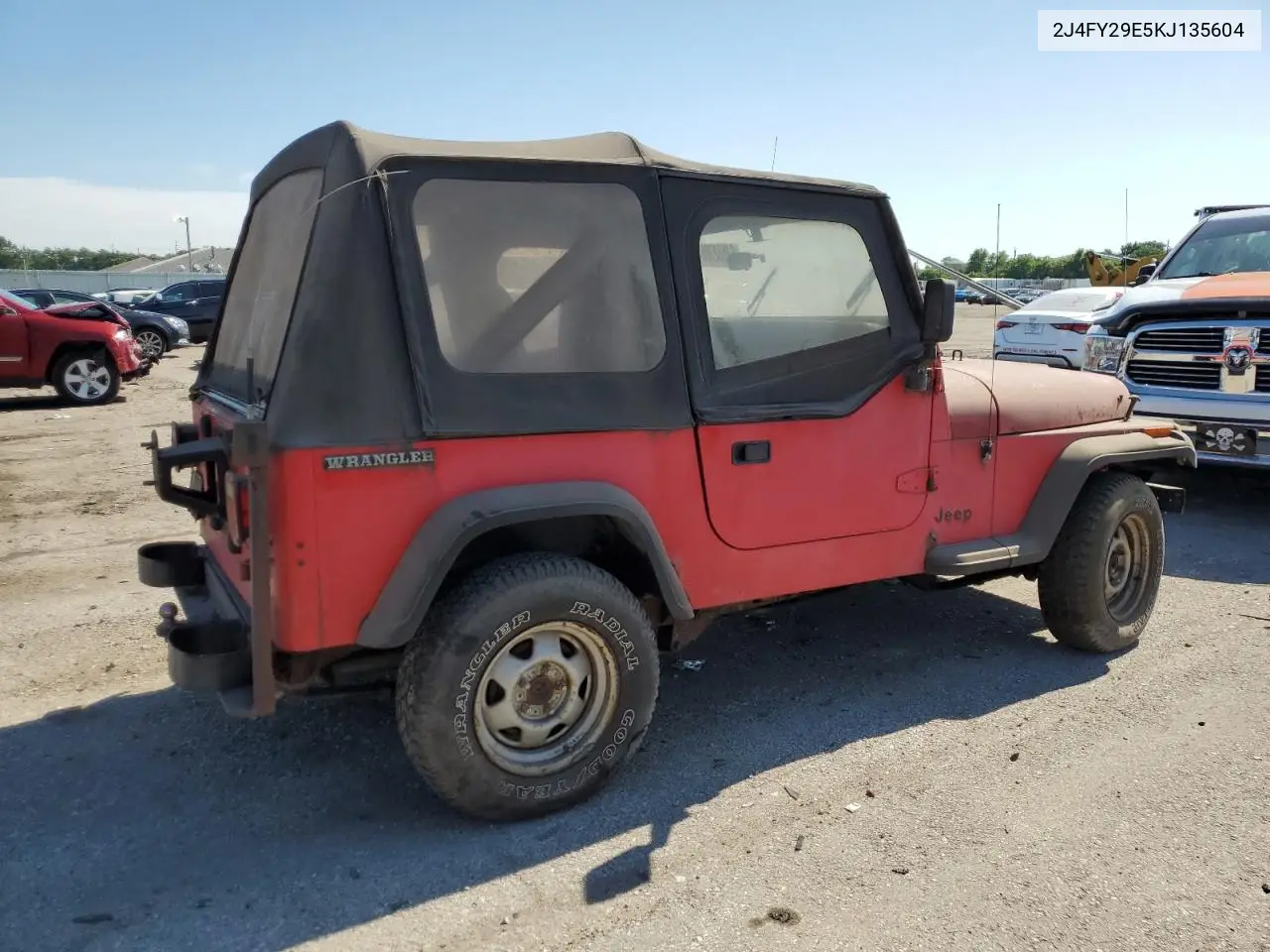 1989 Jeep Wrangler / Yj VIN: 2J4FY29E5KJ135604 Lot: 61552705