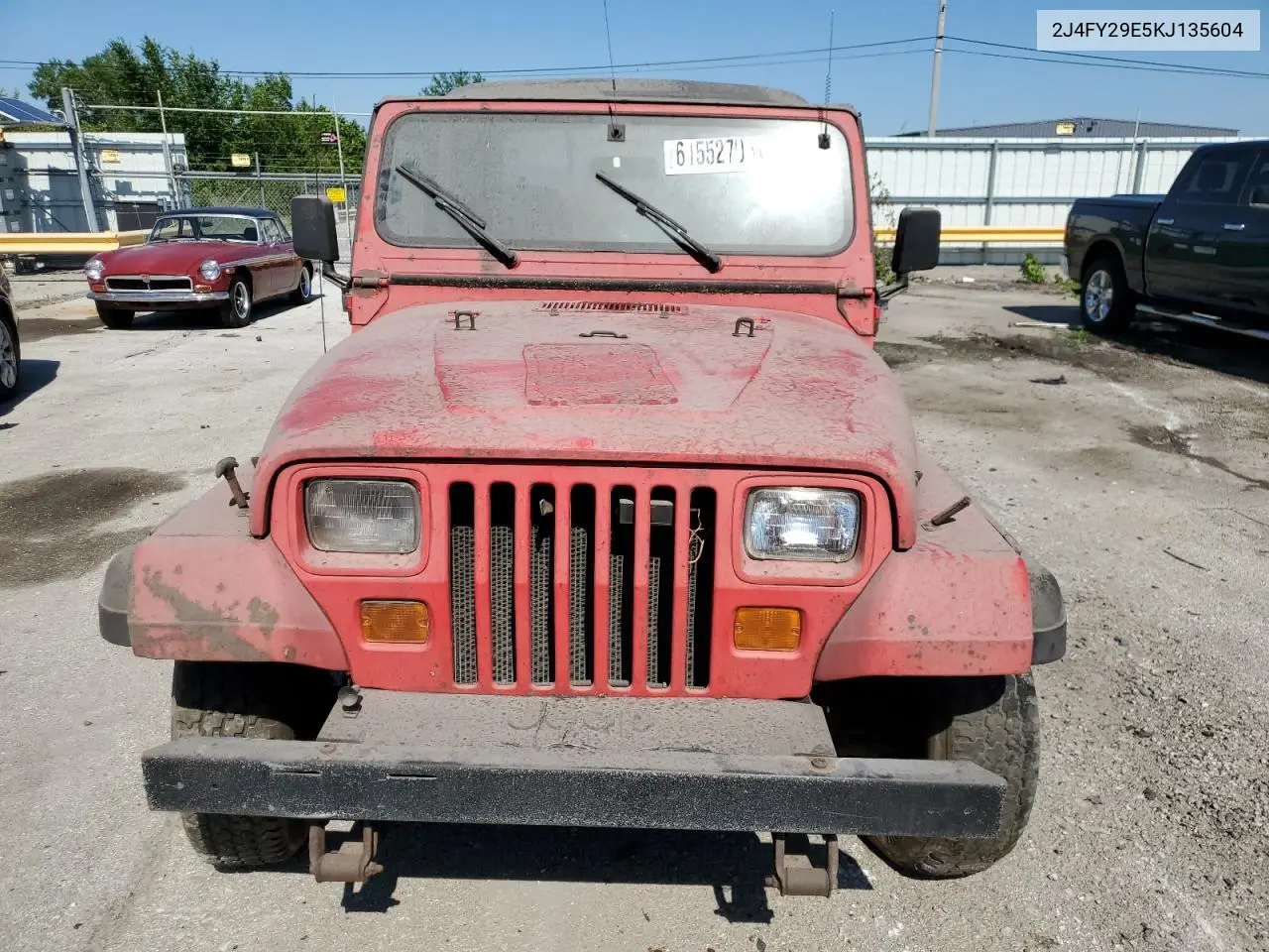 1989 Jeep Wrangler / Yj VIN: 2J4FY29E5KJ135604 Lot: 61552705