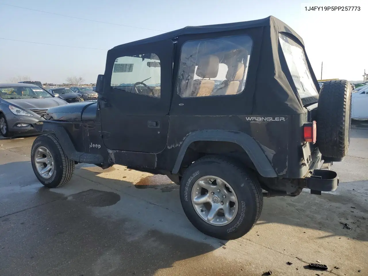 1993 Jeep Wrangler / Yj S VIN: 1J4FY19P5PP257773 Lot: 44310355