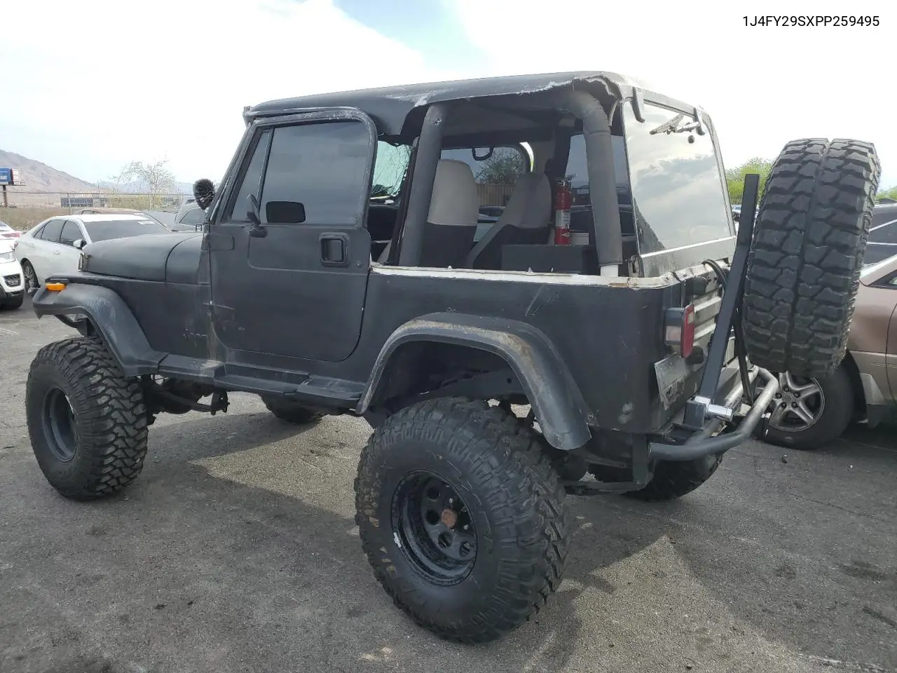 1993 Jeep Wrangler / Yj VIN: 1J4FY29SXPP259495 Lot: 53578225