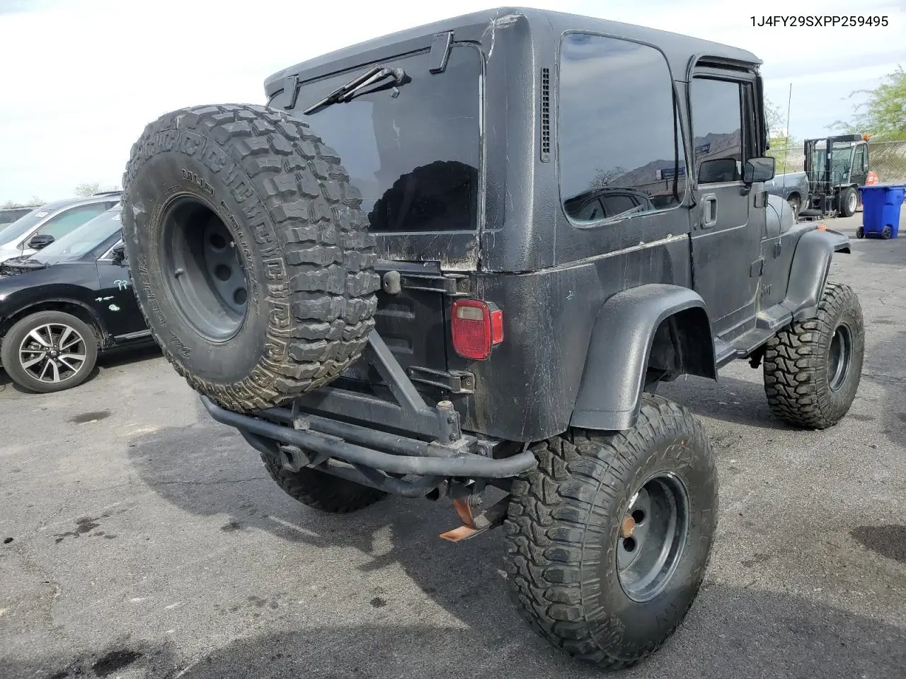 1993 Jeep Wrangler / Yj VIN: 1J4FY29SXPP259495 Lot: 53578225