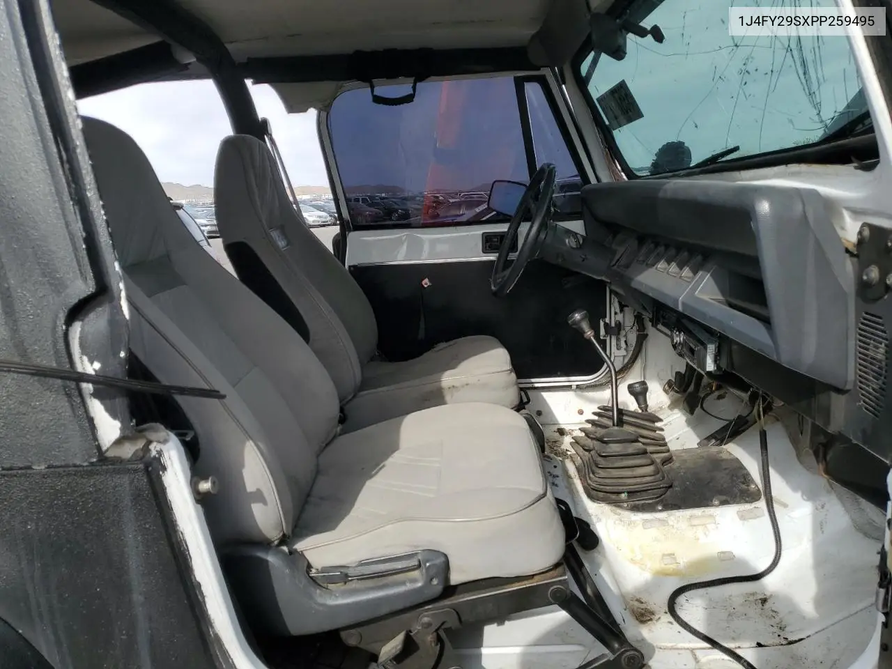 1993 Jeep Wrangler / Yj VIN: 1J4FY29SXPP259495 Lot: 53578225