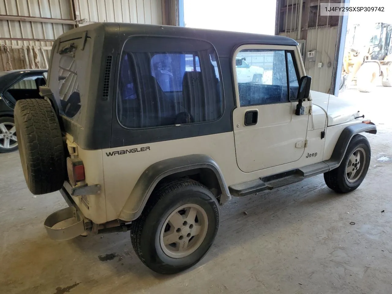 1995 Jeep Wrangler / Yj Se VIN: 1J4FY29SXSP309742 Lot: 82399484
