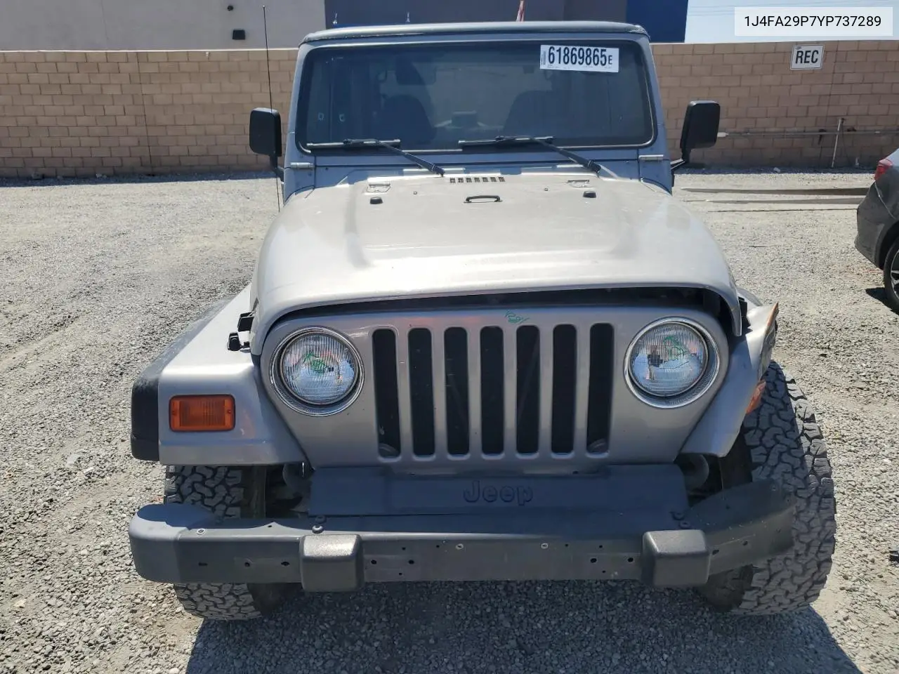 2000 Jeep Wrangler / Tj Se VIN: 1J4FA29P7YP737289 Lot: 61869865