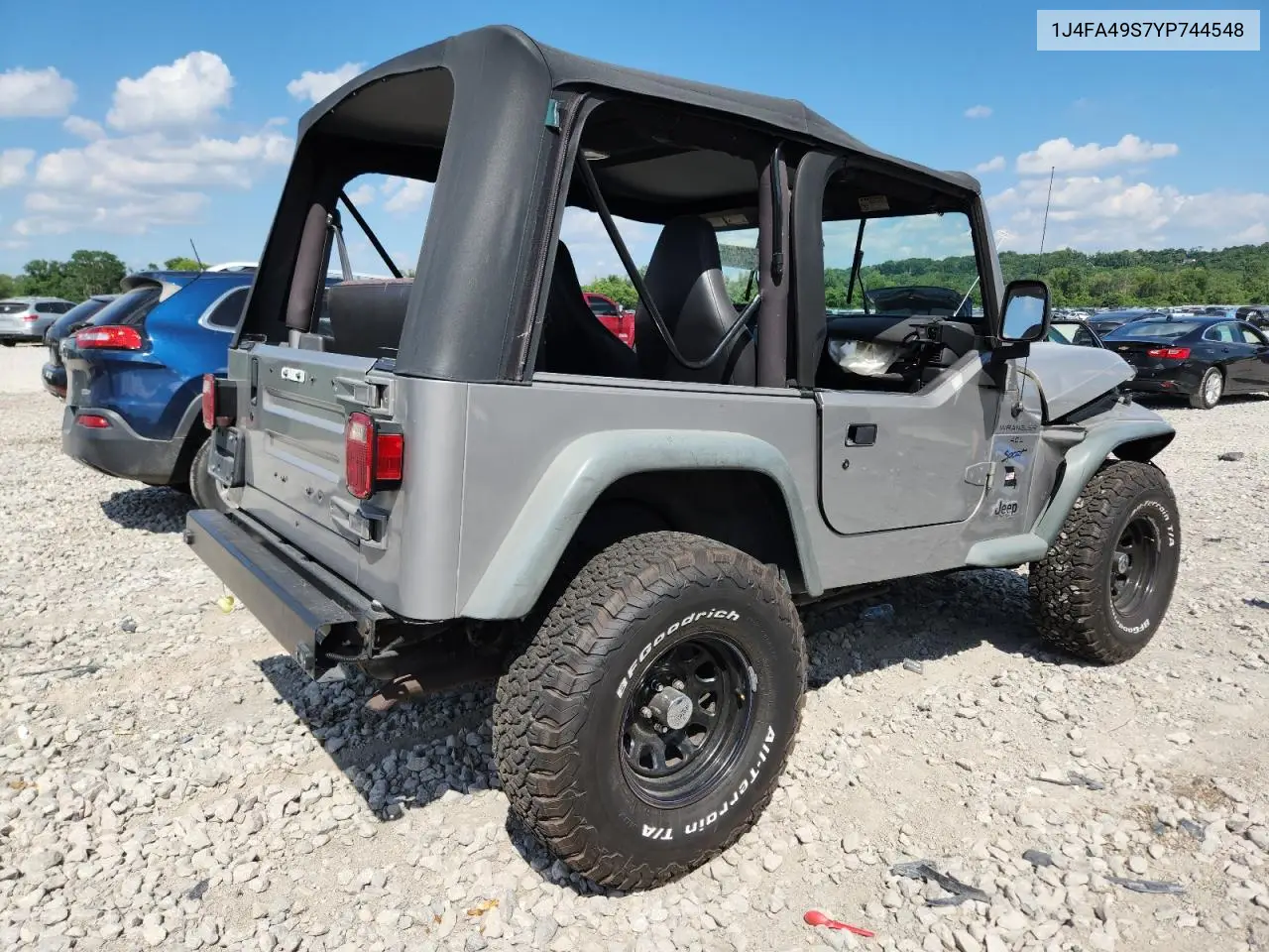 2000 Jeep Wrangler / Tj Sport VIN: 1J4FA49S7YP744548 Lot: 63233265