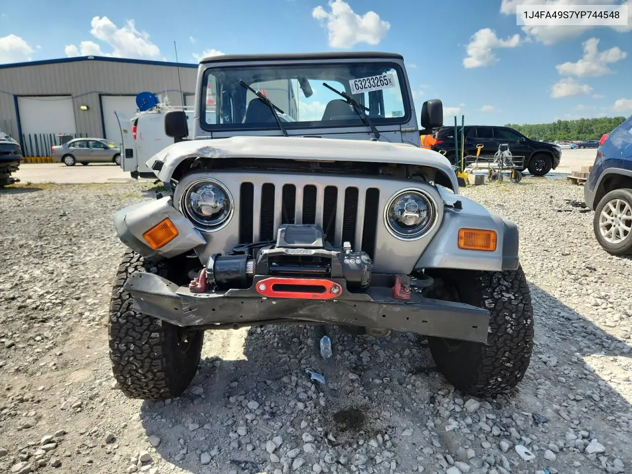 2000 Jeep Wrangler / Tj Sport VIN: 1J4FA49S7YP744548 Lot: 63233265