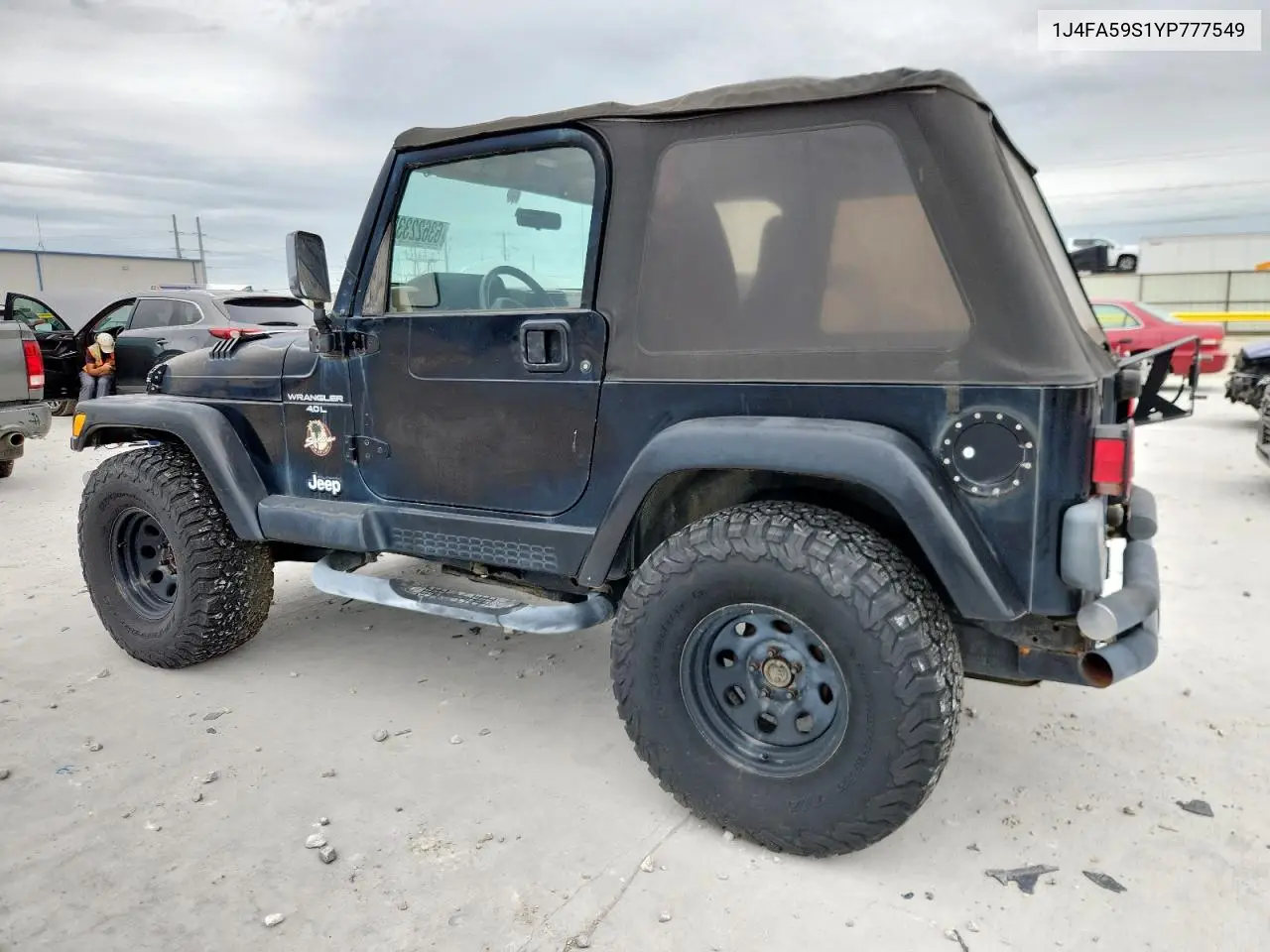 2000 Jeep Wrangler / Tj Sahara VIN: 1J4FA59S1YP777549 Lot: 63622335